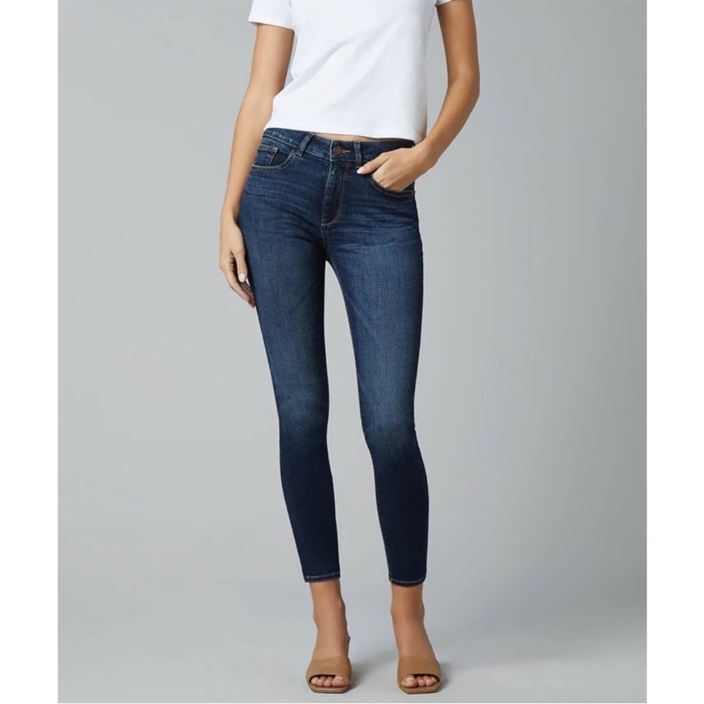 DL1961 Size 29 Florence Cropped Mid Rise Instasculpt Skinny Jean in Morgana Wash